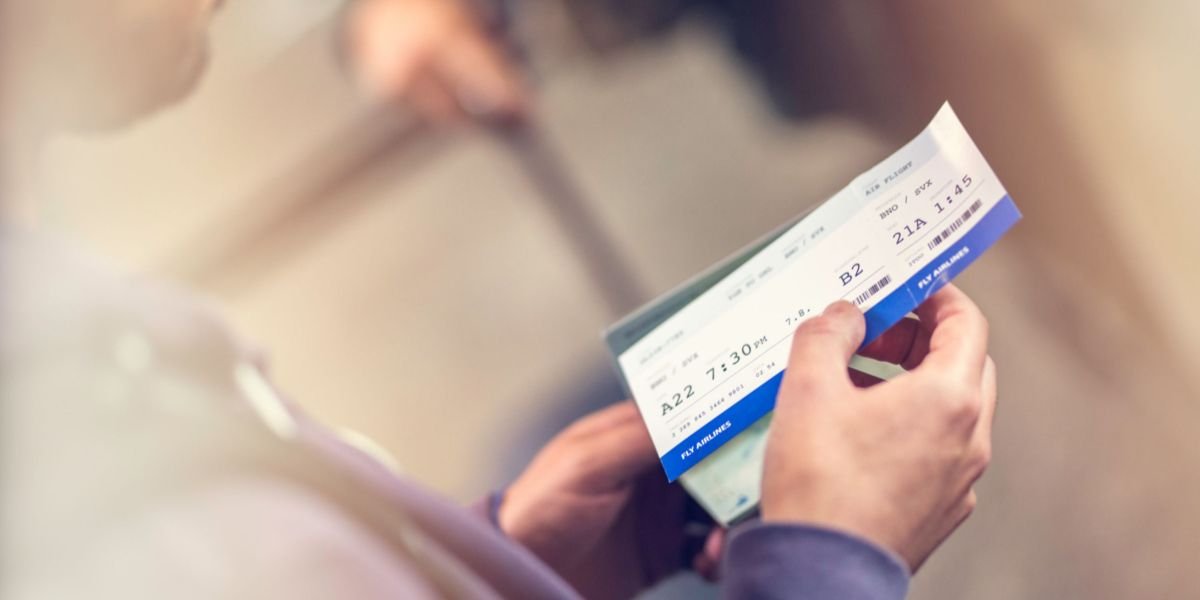 Frontier Airlines Name Change Policy – How to Correct Name on Ticket?