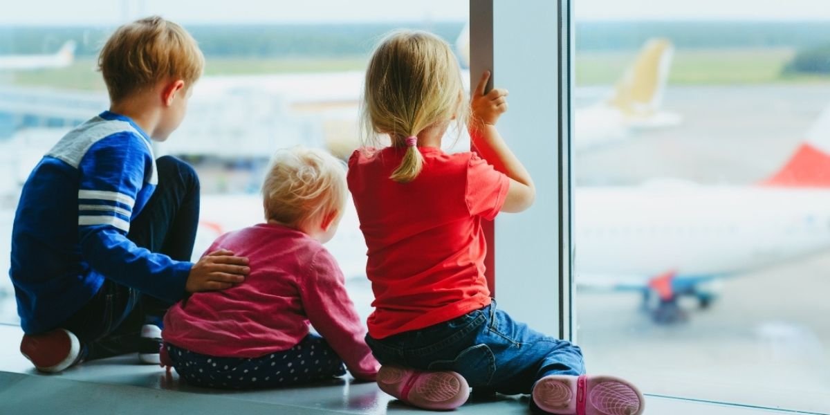 Spirit Airlines Infant Policy – Travelling with Baby