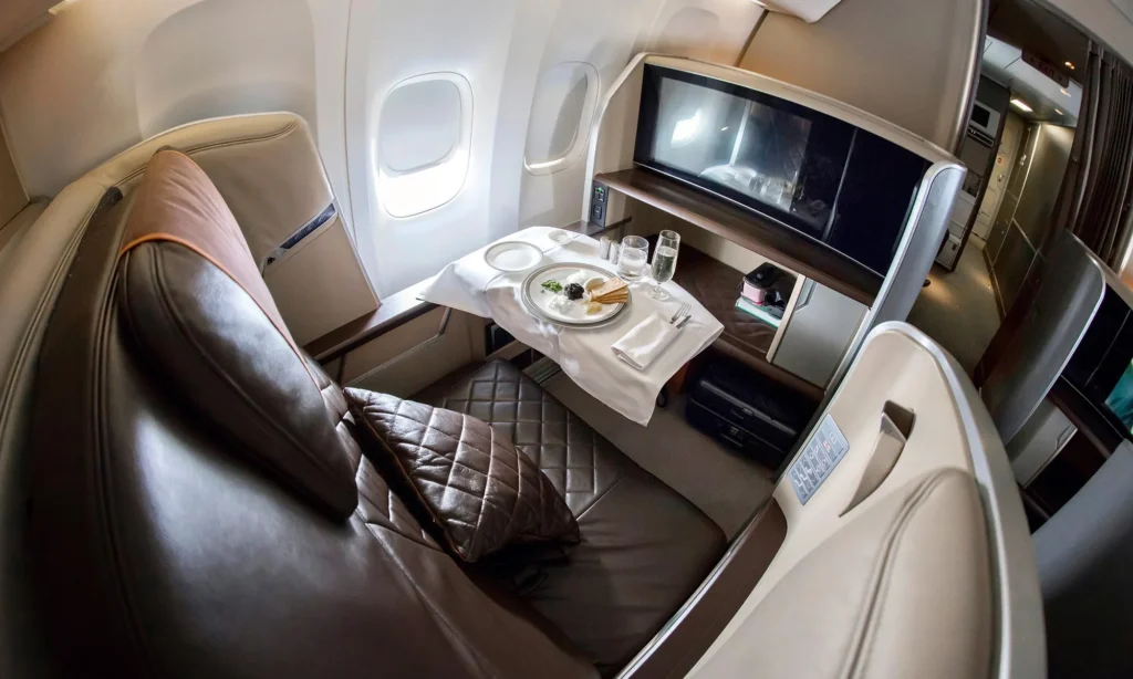 Check Singapore Airlines First Class Services