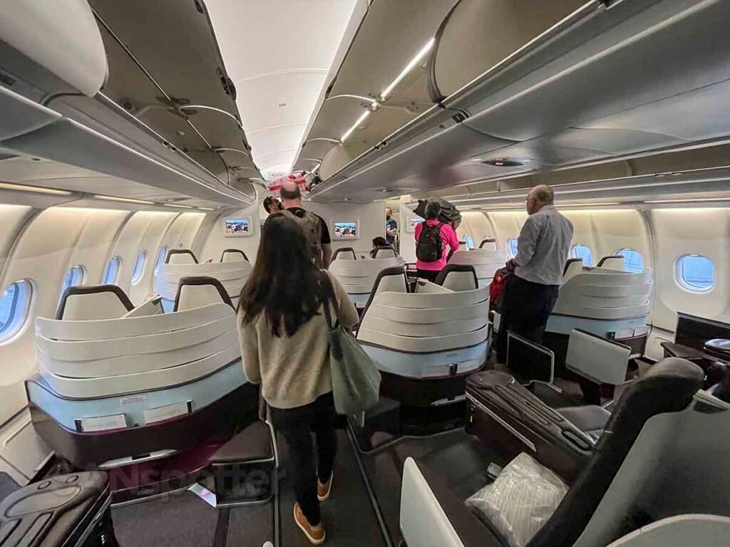 Check Hawaiian Airlines Economy Class Overview