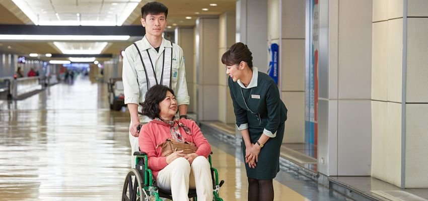 How to Book Alaska Airlines Wheelchair Assistance at Airport