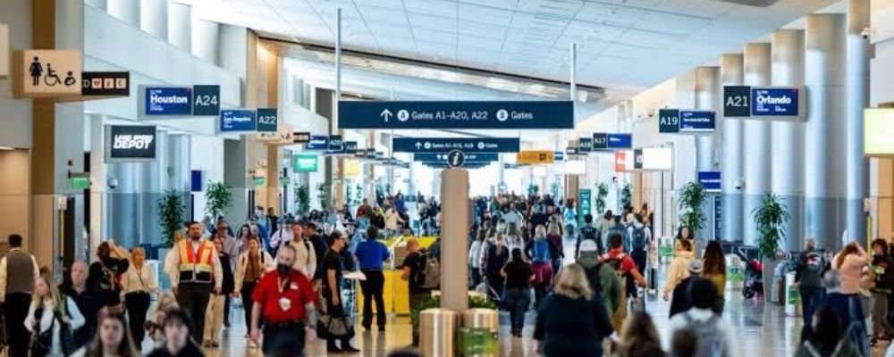 Can You Change a Name on an Air China Ticket